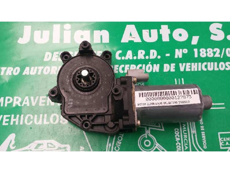 Recambio de motor elevalunas delantero derecho para citroen berlingo 1.6 hdi 75 collection familiar referencia OEM IAM 013082176