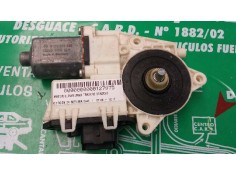 Recambio de motor elevalunas trasero derecho para citroen c4 berlina cool referencia OEM IAM 1137328165 0130822238 BOSCH