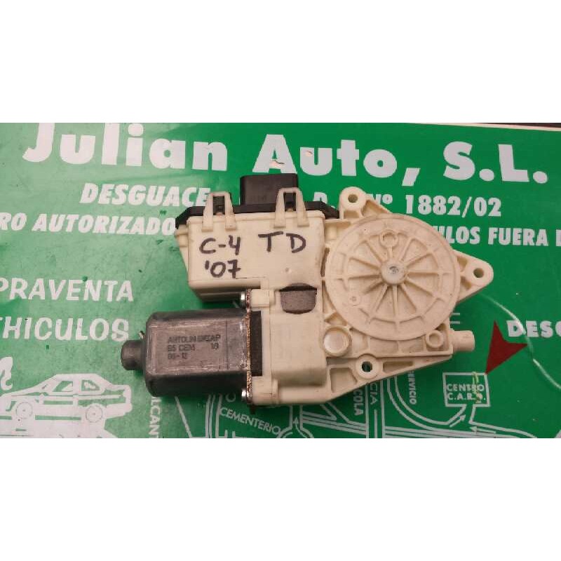 Recambio de motor elevalunas trasero derecho para citroen c4 berlina cool referencia OEM IAM 1137328165 0130822238 BOSCH