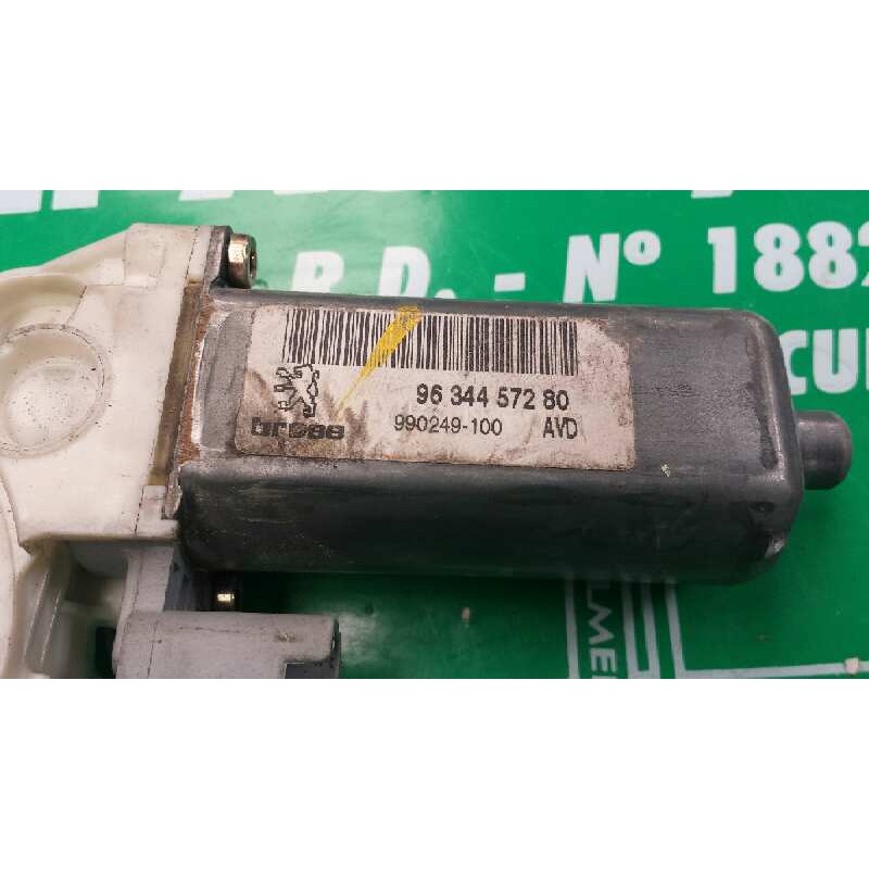 Recambio de motor elevalunas delantero derecho para peugeot 307 (s1) xn referencia OEM IAM 9634457280 0130822021 