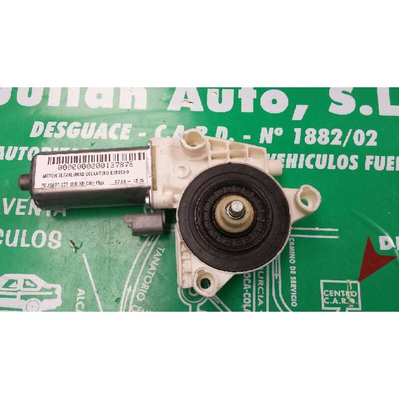 Recambio de motor elevalunas delantero derecho para peugeot 307 (s1) xr clim plus referencia OEM IAM 9634457280 0130822021 