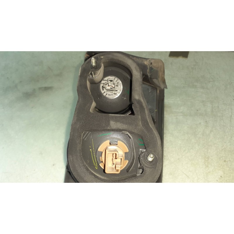 Recambio de piloto trasero izquierdo para mazda 6 berlina (gg) 1.8 active (4-ptas.) referencia OEM IAM 22061971  