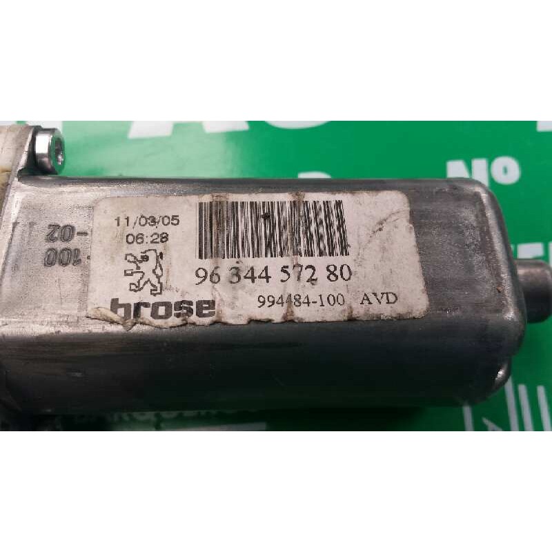 Recambio de motor elevalunas delantero derecho para peugeot 307 (s1) xr clim plus referencia OEM IAM 9634457280 0130822021 