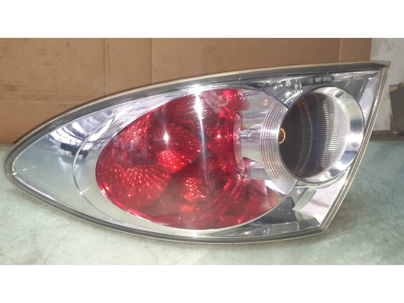 Recambio de piloto trasero derecho para mazda 6 berlina (gg) 1.8 active (4-ptas.) referencia OEM IAM 22061971  