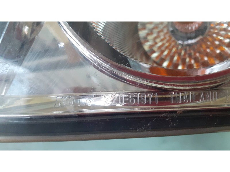 Recambio de piloto trasero derecho para mazda 6 berlina (gg) 1.8 active (4-ptas.) referencia OEM IAM 22061971  