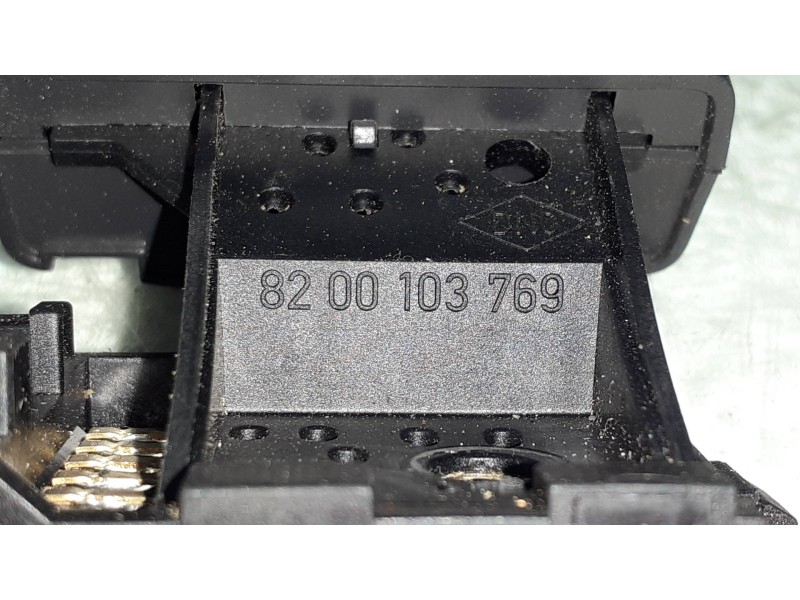 Recambio de mando multifuncion para renault megane ii berlina 5p authentique referencia OEM IAM 8200103769  MANDO RADIO
