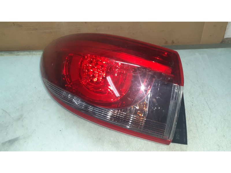 Recambio de piloto trasero izquierdo para mazda 6 lim. (gh)(.2012) business edition referencia OEM IAM GJA151160  22065044