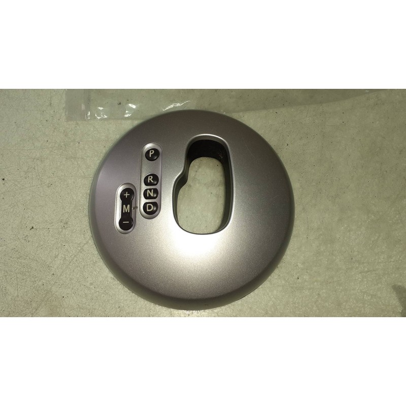 Recambio de guarnecidos palanca cambio para renault megane ii berlina 5p authentique referencia OEM IAM 8200112157 8200476182 82