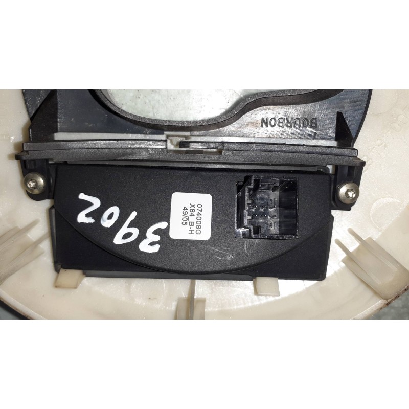 Recambio de guarnecidos palanca cambio para renault megane ii berlina 5p authentique referencia OEM IAM 8200112157 8200476182 82