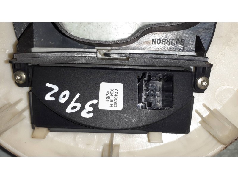 Recambio de guarnecidos palanca cambio para renault megane ii berlina 5p authentique referencia OEM IAM 8200112157 8200476182 82