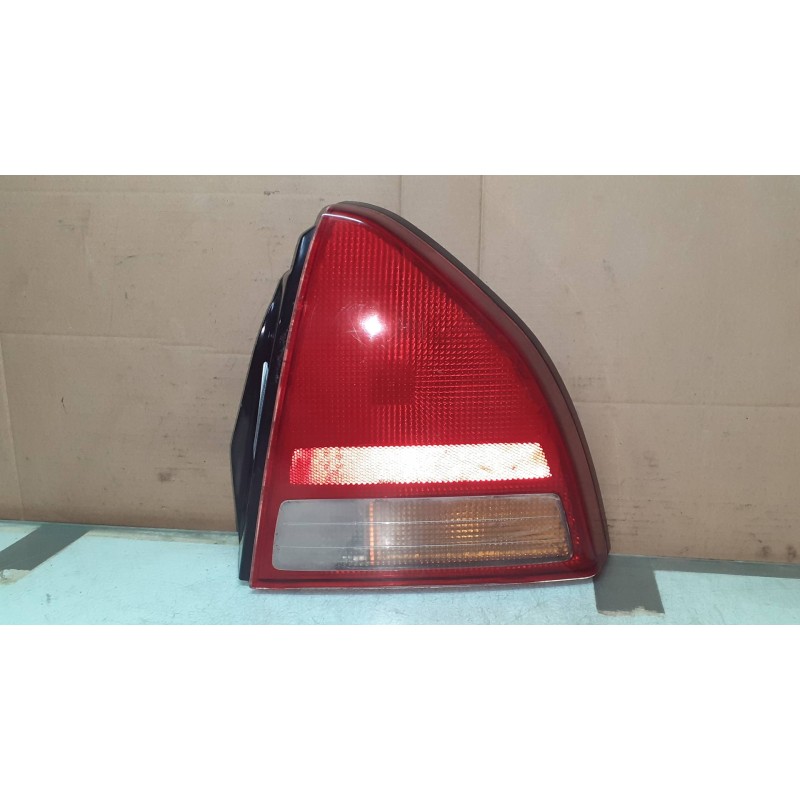 Recambio de piloto trasero derecho para honda prelude (bb6/8/9) 2.2 vtec (136kw) referencia OEM IAM 0431150  