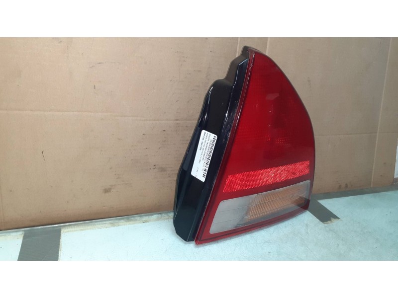 Recambio de piloto trasero derecho para honda prelude (bb6/8/9) 2.2 vtec (136kw) referencia OEM IAM 0431150  