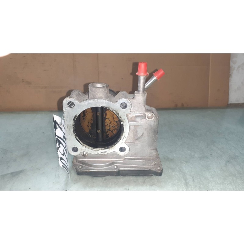 Recambio de caja mariposa para toyota corolla verso (r1) 1.8 luna referencia OEM IAM 220300D011  