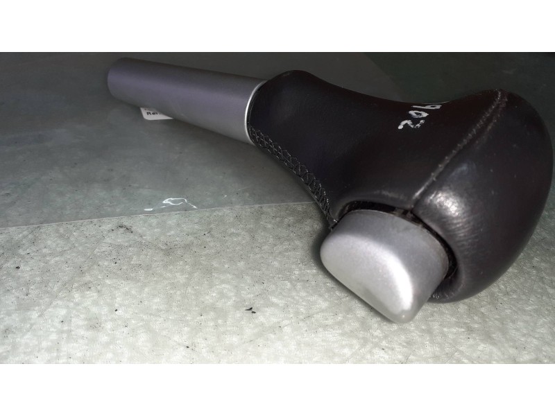 Recambio de pomo palanca cambio para renault megane ii berlina 5p authentique referencia OEM IAM   