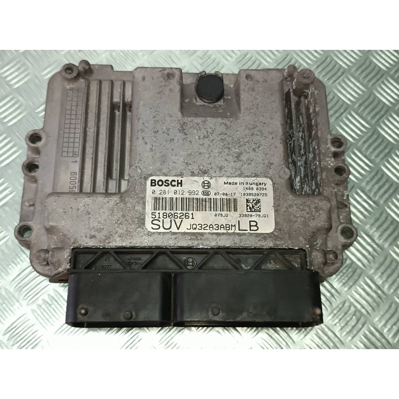 Recambio de centralita motor uce para suzuki sx4 rw (ey) gl+ referencia OEM IAM 0281012992 51806261 BOSCH