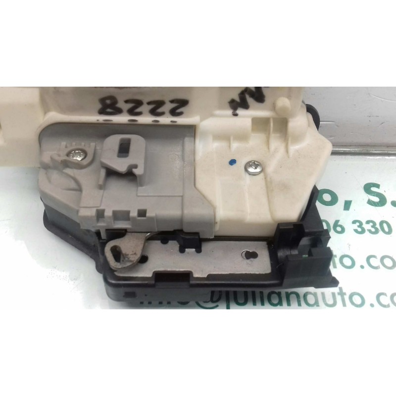 Recambio de cerradura puerta trasera derecha para volkswagen tiguan (5n1) country referencia OEM IAM 3C4839016A BLANCO 4+3 PINES