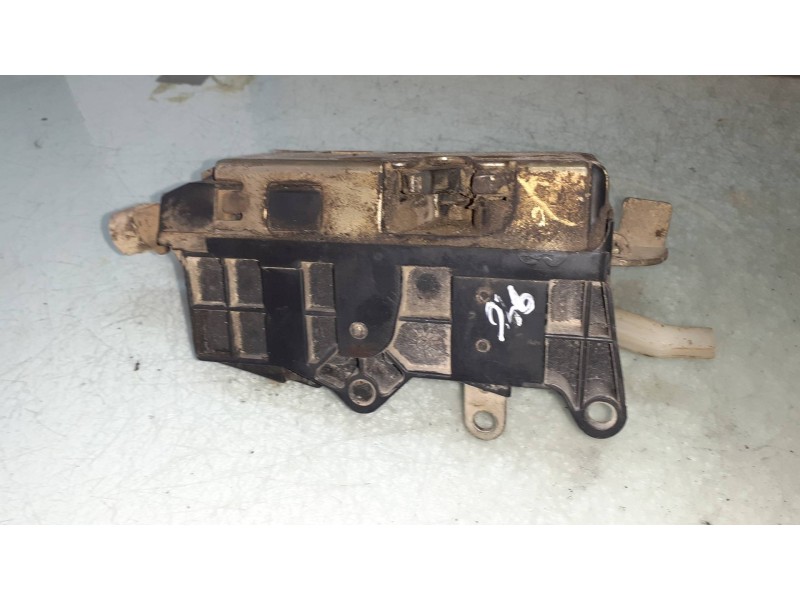 Recambio de cerradura puerta delantera izquierda para lancia delta tds referencia OEM IAM B792  ELECTRICA