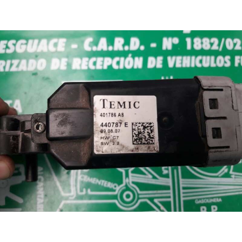 Recambio de motor elevalunas delantero izquierdo para citroen c3 1.4 hdi cool referencia OEM IAM 401786 440787 