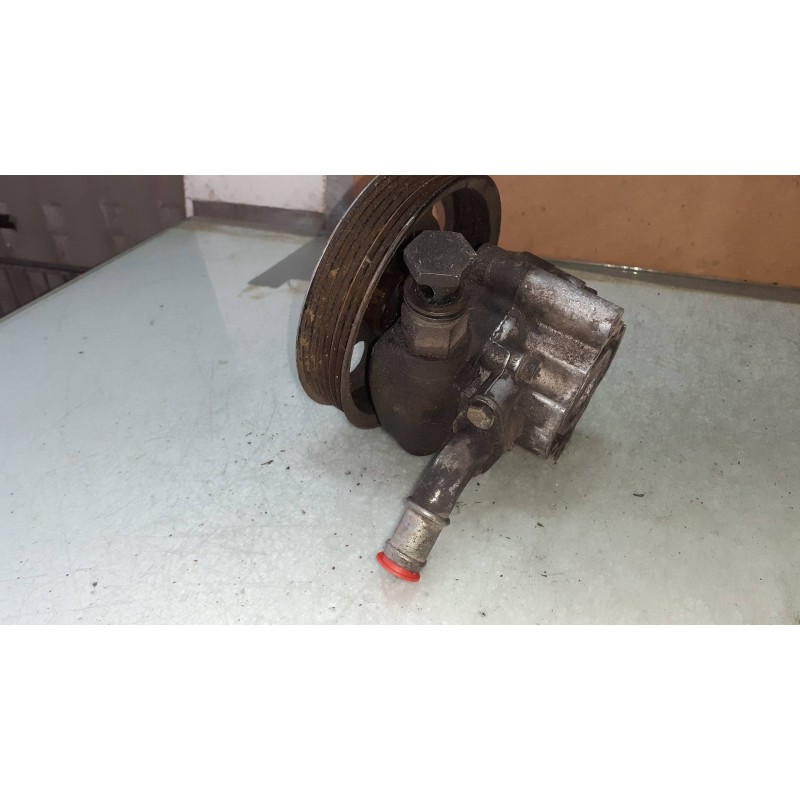 Recambio de bomba direccion para mg rover serie 200 (rf) 214 si (5-ptas.) referencia OEM IAM QVB101411 PQR100940 