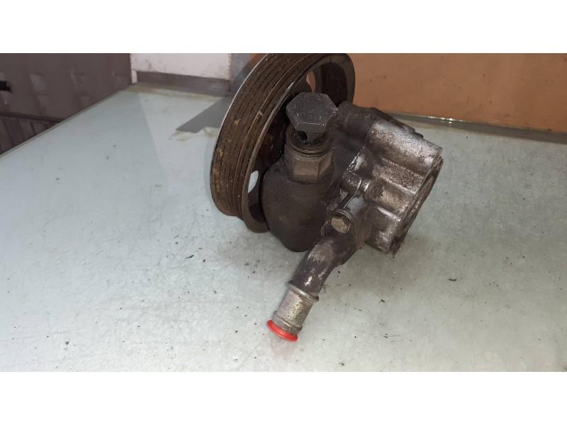 Recambio de bomba direccion para mg rover serie 200 (rf) 214 si (5-ptas.) referencia OEM IAM QVB101411 PQR100940 