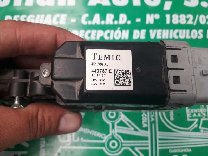 Recambio de motor elevalunas delantero izquierdo para citroen c3 1.4 hdi cool referencia OEM IAM 401786 440787 
