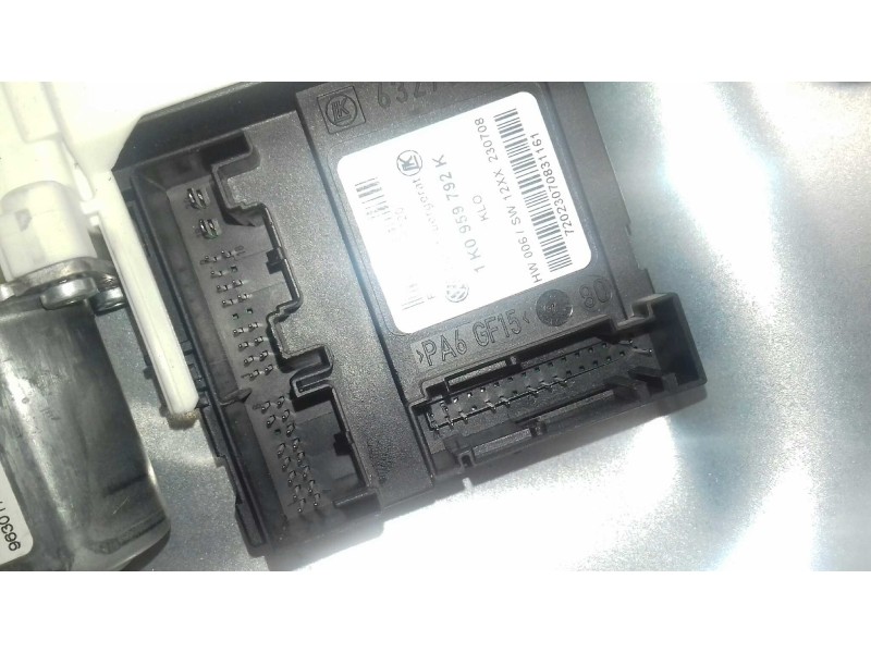Recambio de elevalunas delantero derecho para volkswagen tiguan (5n1) country referencia OEM IAM 5N1837730A 1K0959792K ELECTRICO