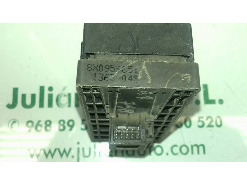 Recambio de mando elevalunas delantero izquierdo para audi a1 sportback (8xa) ambition referencia OEM IAM 8X0959851  