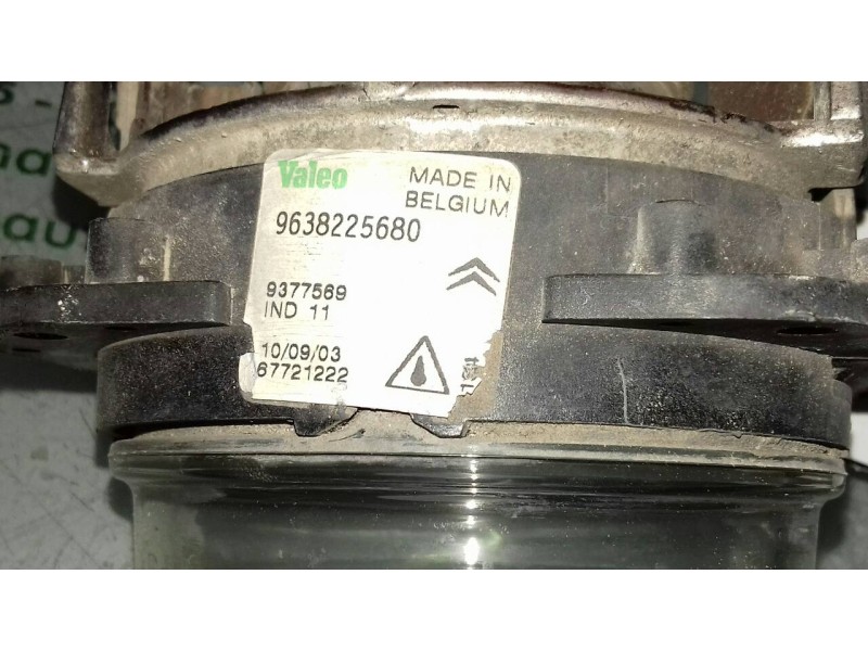 Recambio de faro antiniebla izquierdo para citroen xsara picasso 2.0 hdi sx referencia OEM IAM 9638225680  VALEO