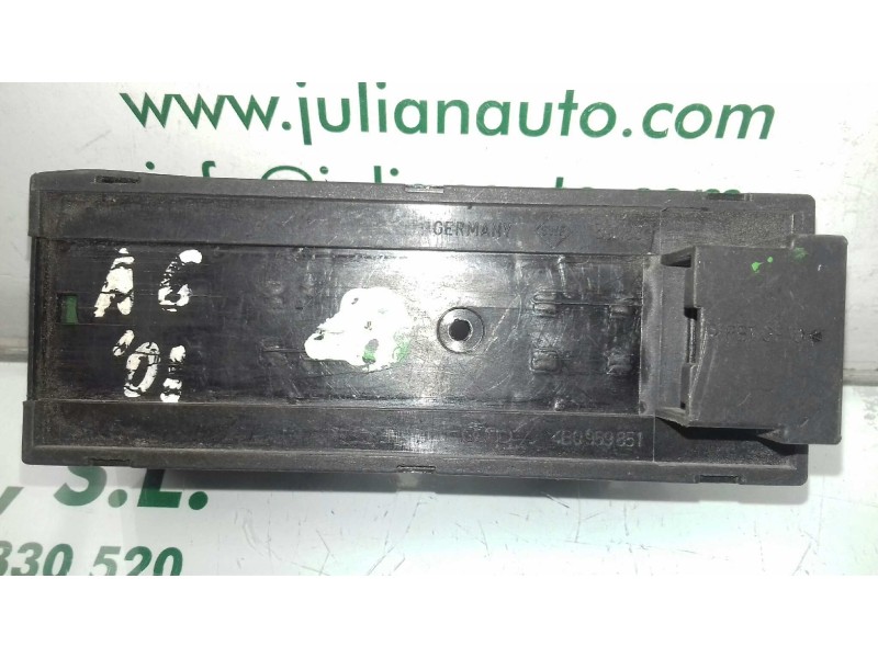 Recambio de mando elevalunas delantero izquierdo para audi a6 avant (4b5) 2.5 tdi referencia OEM IAM 4B0959851  