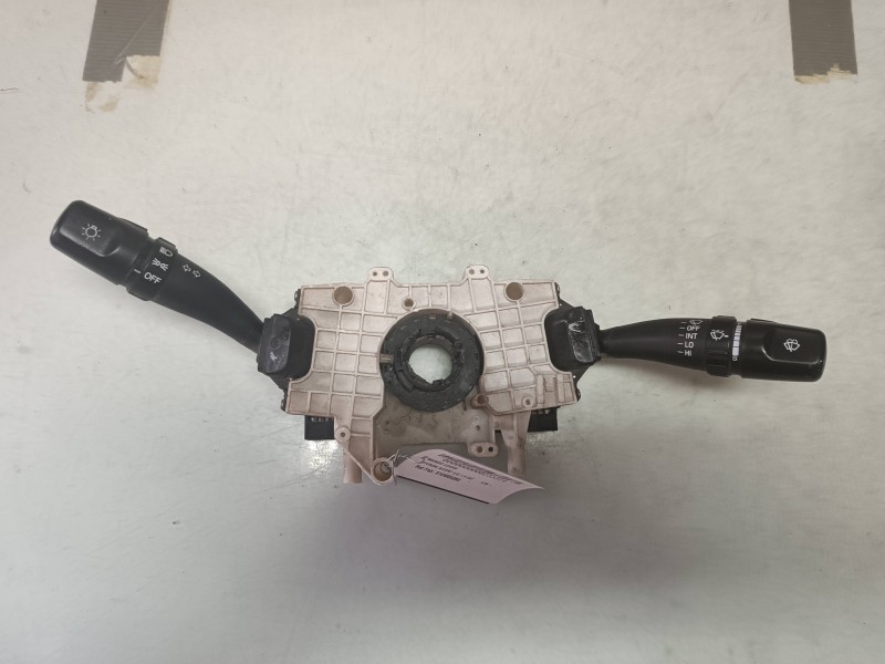 Recambio de mando luces para hyundai accent (lc) 1.3 cat referencia OEM IAM 610W00280  