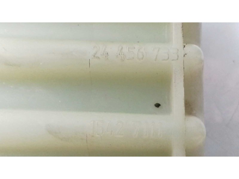 Recambio de modulo electronico para opel astra g berlina club referencia OEM IAM 24456733 15427111 RELE VENTILADORES