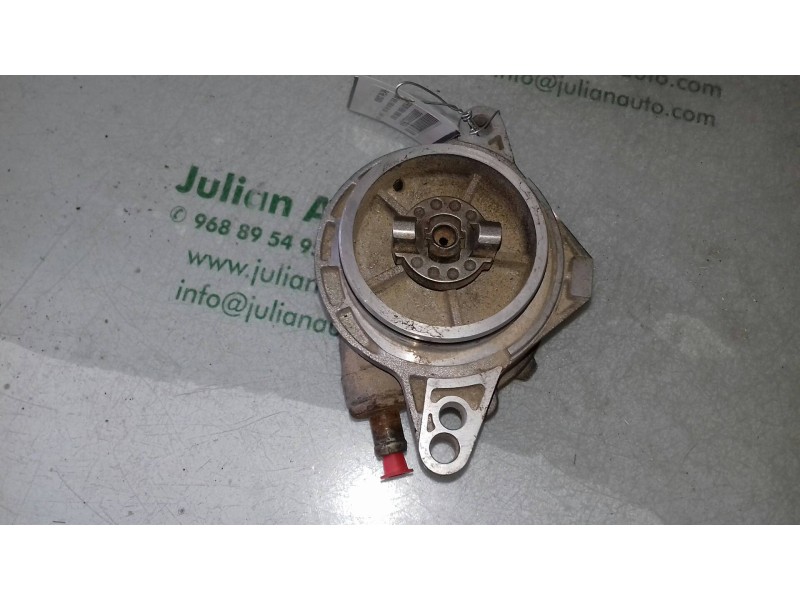 Recambio de depresor freno / bomba vacio para bmw serie 3 berlina (e46) 320d referencia OEM IAM 2249939 96110885  Recambio de depresor freno / bomba vacio para bmw serie 3 berlina (e46) 320d referencia OEM IAM 2249939 96110885