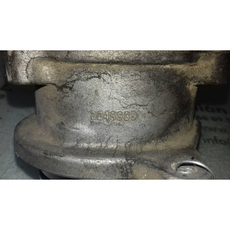Recambio de depresor freno / bomba vacio para bmw serie 3 berlina (e46) 320d referencia OEM IAM 2249939 96110885  Recambio de depresor freno / bomba vacio para bmw serie 3 berlina (e46) 320d referencia OEM IAM 2249939 96110885
