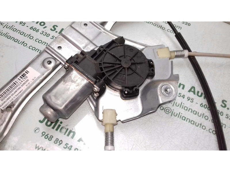 Recambio de elevalunas delantero derecho para renault clio iii expression referencia OEM IAM 8200291147J 400861 ELECTRICO