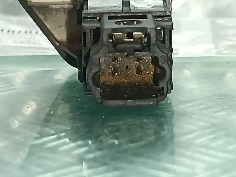 Recambio de interruptor para peugeot 307 (s1) xt referencia OEM IAM 96366684XT CONECTOR 4 PINES CIERRE CENTRAL