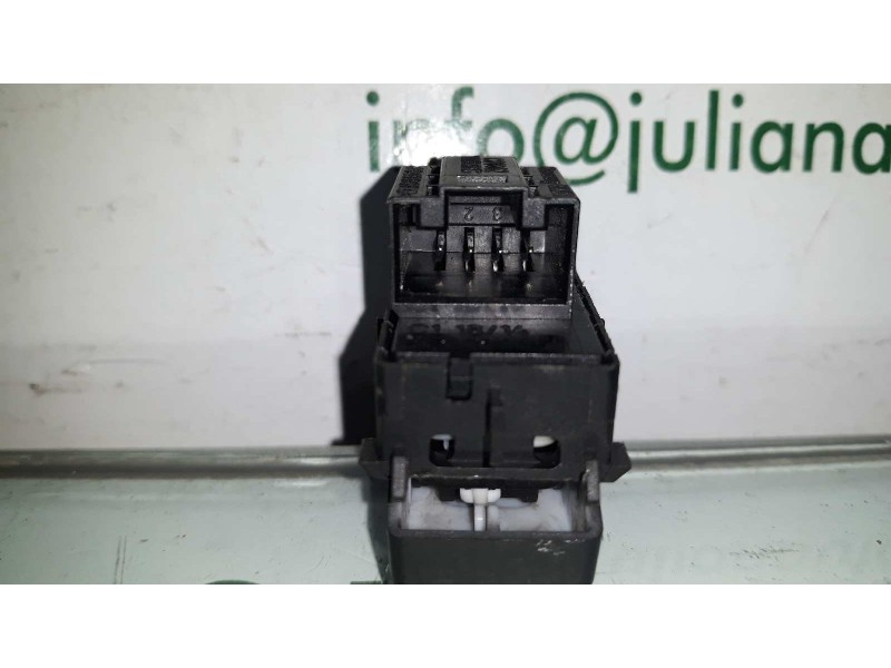 Recambio de mando elevalunas trasero izquierdo para skoda octavia lim. (5e3) ambition referencia OEM IAM 5E0959855  