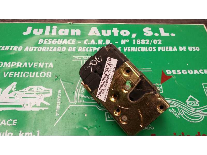 Recambio de cerradura puerta delantera izquierda para peugeot 306 berlina 3/4/5 puertas (s2) referencia OEM IAM  4+2 PINES GRIS