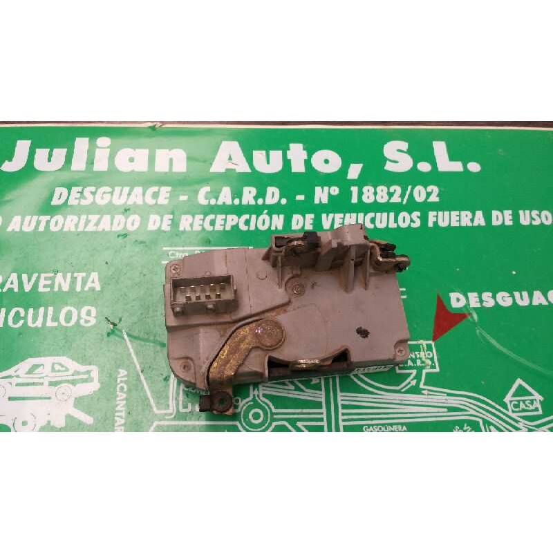 Recambio de cerradura puerta delantera derecha para peugeot 206 berlina referencia OEM IAM 5+4PINES 5+4 PINES GRIS