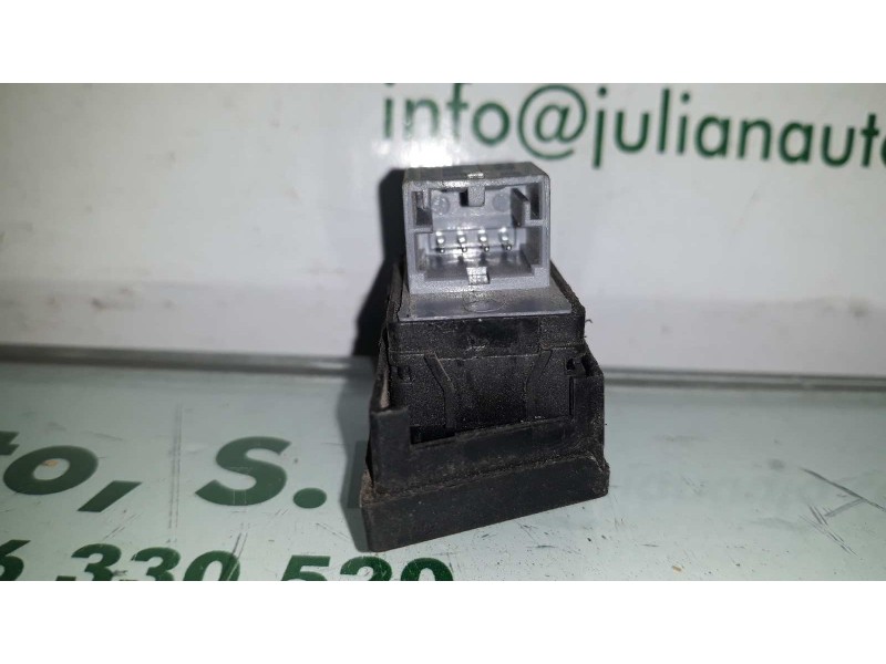 Recambio de mando elevalunas delantero derecho para seat cordoba berlina (6l2) reference referencia OEM IAM 6L0959856  