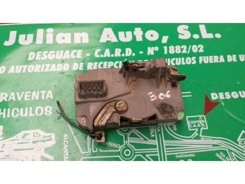 Recambio de cerradura puerta delantera derecha para peugeot 306 berlina 3/5 puertas (s1) referencia OEM IAM 5+4PINES 5+4 PINES G