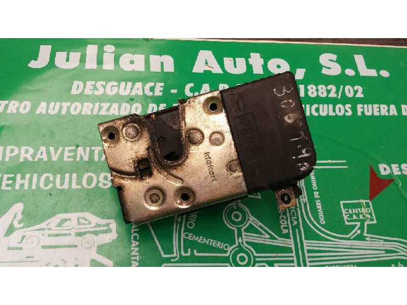 Recambio de cerradura puerta delantera derecha para peugeot 306 berlina 3/4/5 puertas (s2) referencia OEM IAM 5+4PINES 5+4 PINES