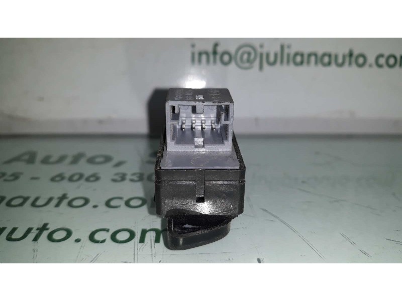 Recambio de mando elevalunas trasero derecho para volkswagen polo (9n3) united referencia OEM IAM 6Q0959856  