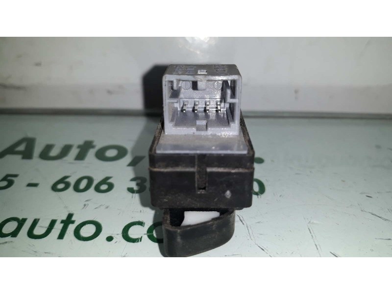 Recambio de mando elevalunas trasero derecho para volkswagen polo (9n3) united referencia OEM IAM 6Q0959856  