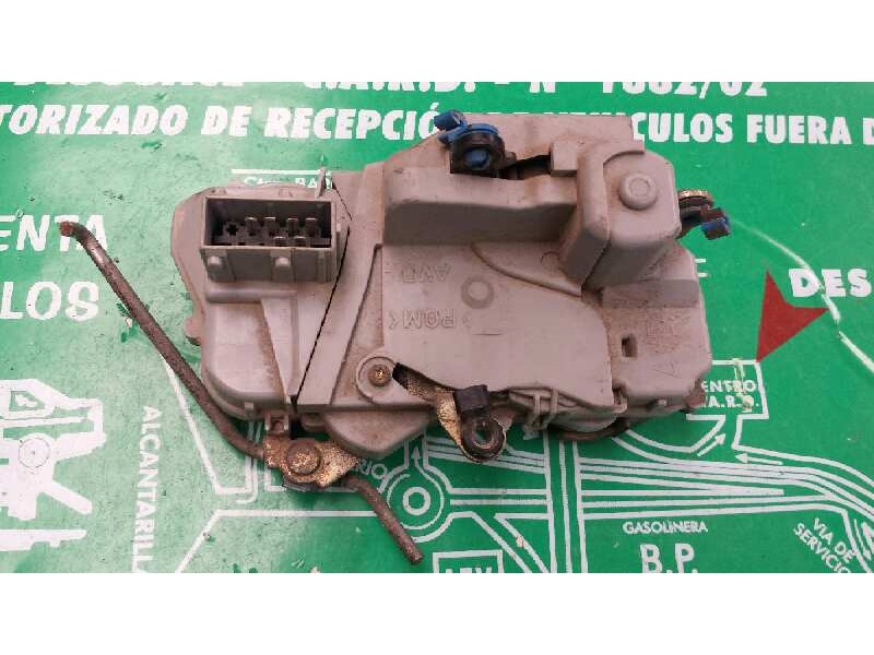 Recambio de cerradura puerta delantera derecha para citroen berlingo 1.9 d sx familiar referencia OEM IAM 4+2PINES 4+2 PINES GRI