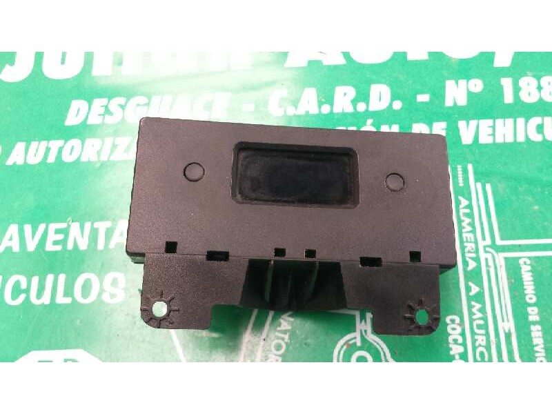 Recambio de pantalla multifuncion para peugeot 206 berlina x-line referencia OEM IAM 96250976R 02432219901 