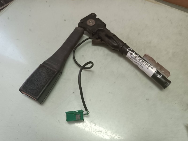 Recambio de pretensor airbag derecho para opel corsa d referencia OEM IAM 4941217970 616046600 GM