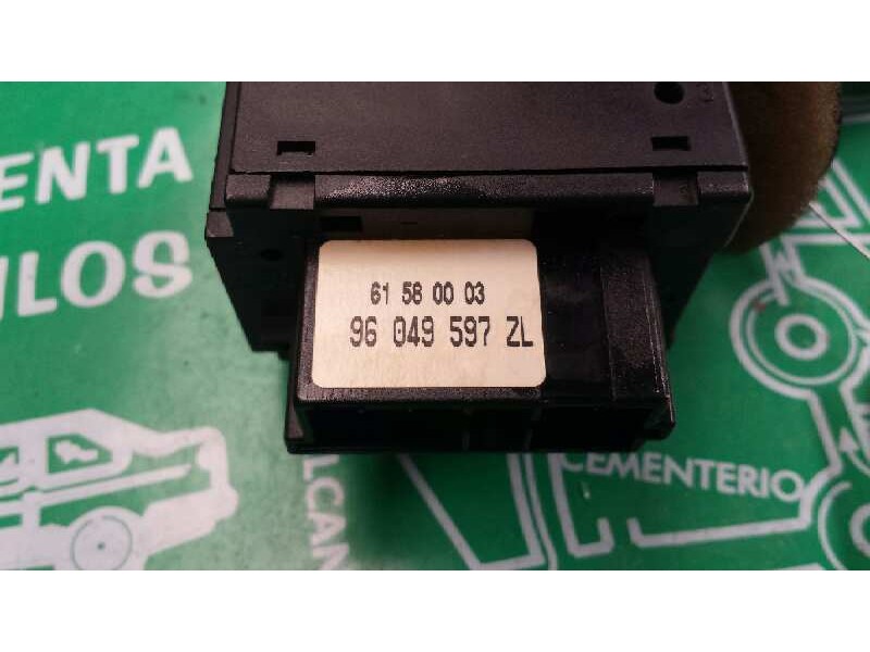 Recambio de mando limpia para peugeot 206 berlina xr referencia OEM IAM 96049597ZL 61580003 NEIMAN