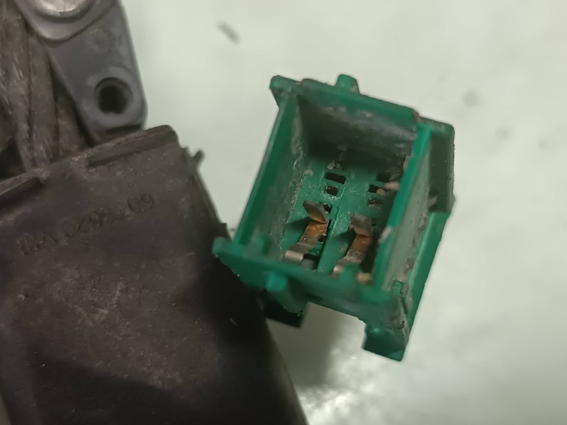 Recambio de pretensor airbag derecho para opel corsa d referencia OEM IAM 4941217970 616046600 GM