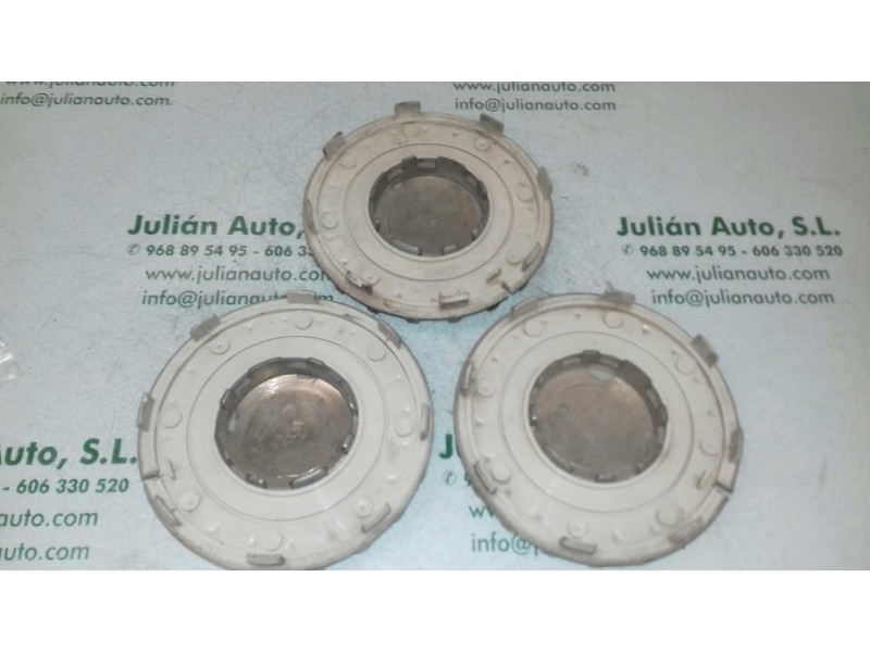 Recambio de tapacubos para bmw serie 1 berlina (e81/e87) referencia OEM IAM   BMW OEM 87-95 325I