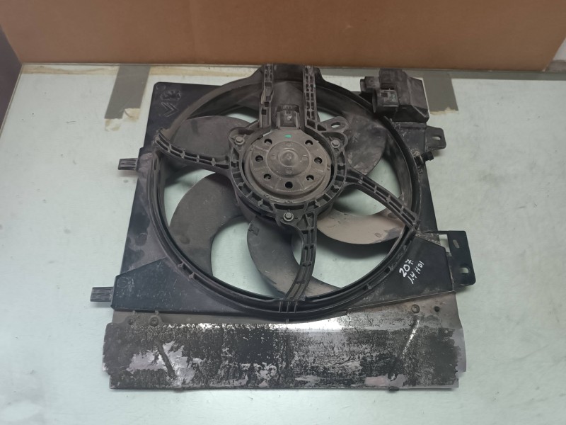Recambio de electroventilador para peugeot 207 1.4 hdi referencia OEM IAM 9653804080 5020448 GATE